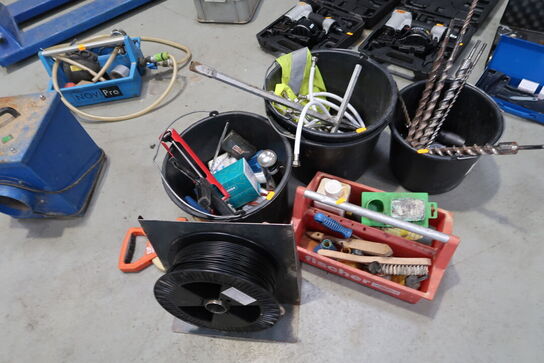 Div.spande med værktøj