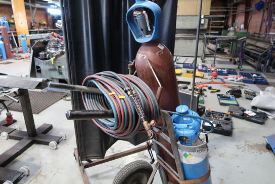 Vogn med skærebrænder (flasker medfølger ikke)