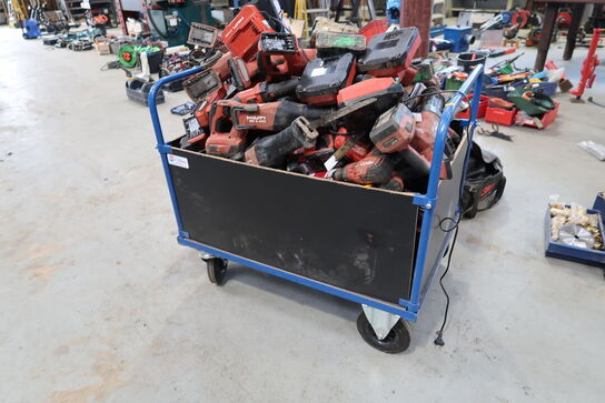 Opbevaringsvogn uden indhold