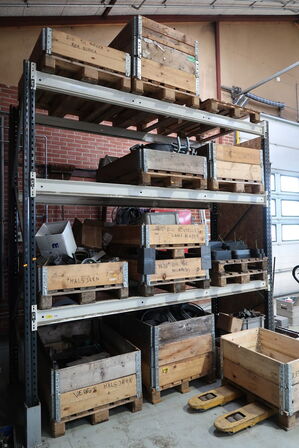 1 fag pallereol uden indhold