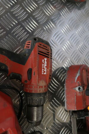 Akku bore/skruemaskine HILTI SF 6H-A22 med batteri og lader