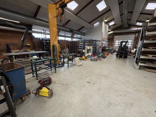 I.C. Nielsen VVS & Blik ApS *Del 4 - Driftsmidler - Varelager - Reservedele m.m.*