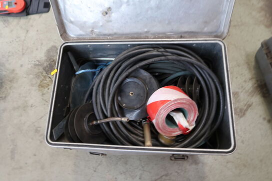 Kasse med div. Værktøj