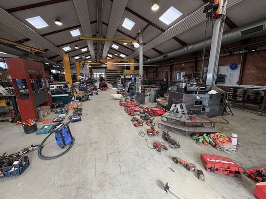 I.C. Nielsen VVS & Blik ApS *Del 4 - Driftsmidler - Varelager - Reservedele m.m.*