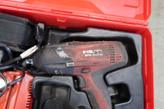 Akku slagnøgle HILTI SIW 22T-A med batteri og lader