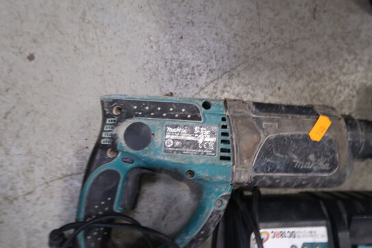 Akku slagboremaskine MAKITA med batteri og lader