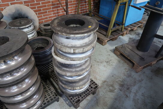 Paller med div. Værktøj til profilvalsemaskiner