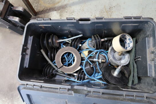 Kasse med div. Værktøj