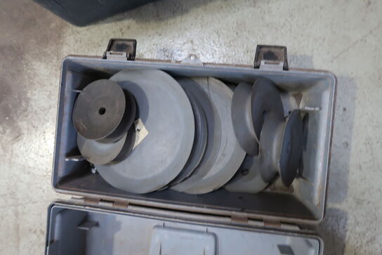 Kasse med div. Værktøj