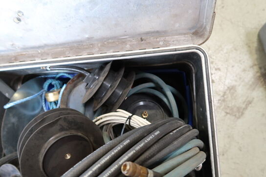 Kasse med div. Værktøj