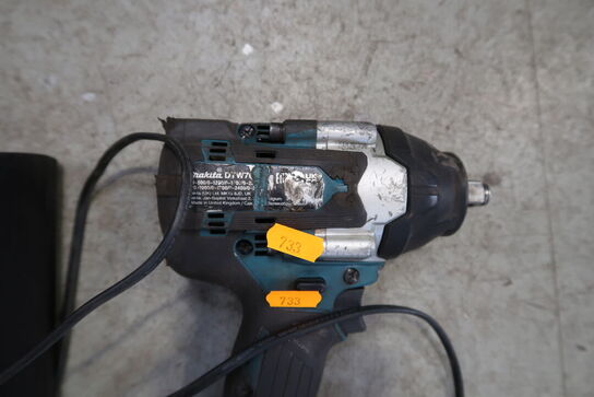 Akku slagnøgle MAKITA DTW70 med batteri og lader