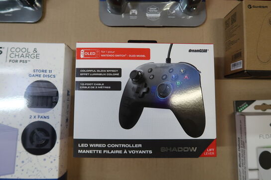 Stort parti gamning udstyr 