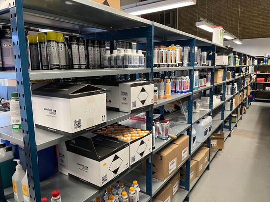 Stort parti lagerreoler