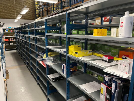 Stort parti lagerreoler