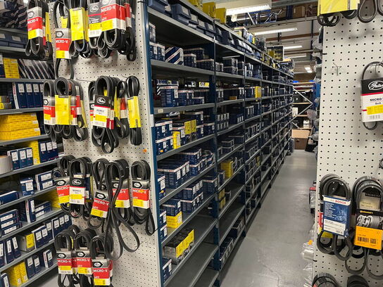 Stort parti lagerreoler