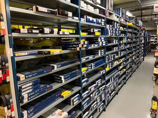 Stort parti lagerreoler