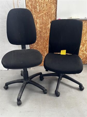 Assorted office chairs