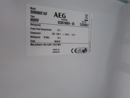 Køleskab inbygnings AEG SKB688E1AF