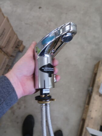 Armatur berøringsfri