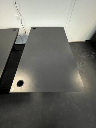 Fire hæve/sænkeborde, assorterede. 