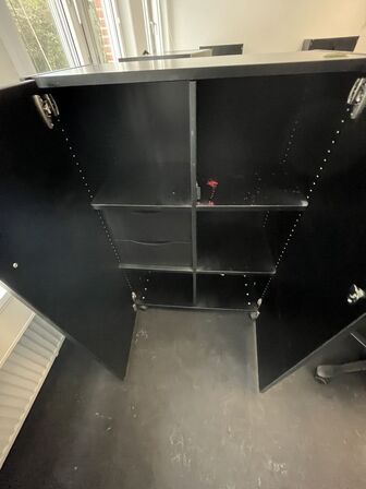 Fire kontorskabe, EFG. 