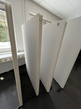 Seks støjskærme, assorterede