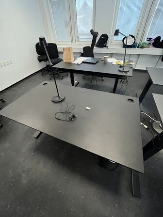 To hæve/sænkeborde. 