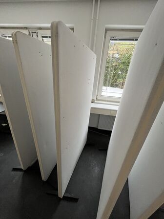 Seks støjskærme, assorterede