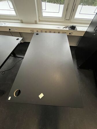 Fire hæve/sænkeborde, assorterede. 