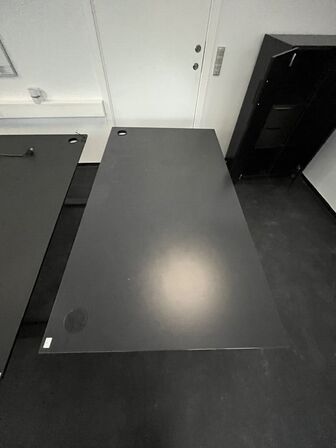 Fire hæve/sænkeborde, assorterede. 