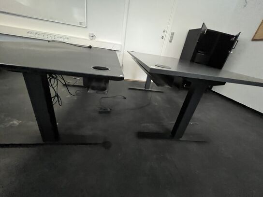 Fire hæve/sænkeborde, assorterede. 