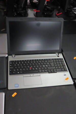 Bærbar computer LENOVO E570