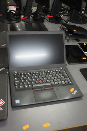 Bærbar computer LENOVO T470S