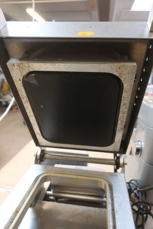 Forseglingsmaskine til pp bakker