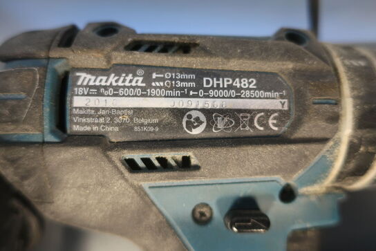 5 stk. el-værktøj MAKITA og 3 stk. lader, uden batterier 