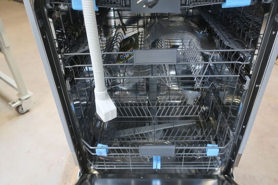 Integreret opvaskemaskine HISENSE HF1663BXXL