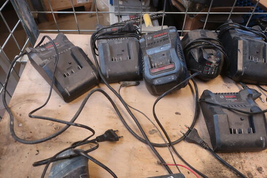 Stiksav, 8 stk. lader BOSCH og batterilader