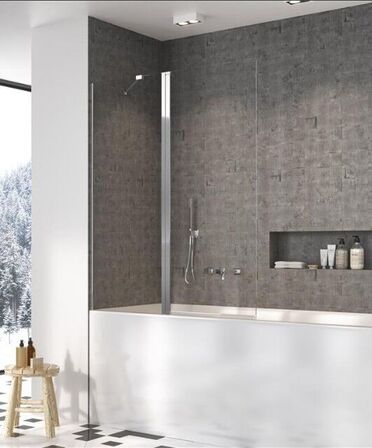 Badekar-bruserløsning, klart glas, højre model, kromprofiler 1400x1500 nye.