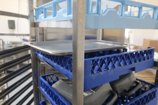 Stikvogn med indhold