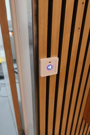 Automatisk døråbnesystem DORMAKABA