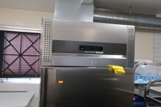 Køleskab TEFCOLD RK710