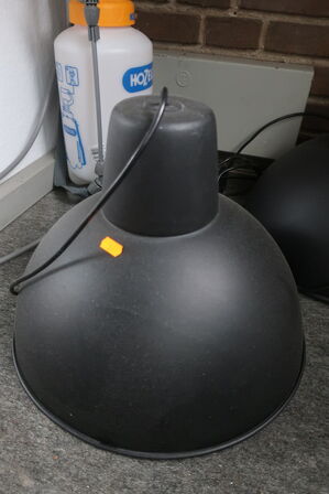 2 stk. pendler samt tryksprøjte