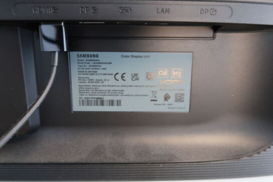 Computerskærm SAMSUNG S32A600UUU med dockingstation LENOVO