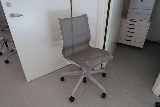 Kontorstol HERMAN MILLER SETU