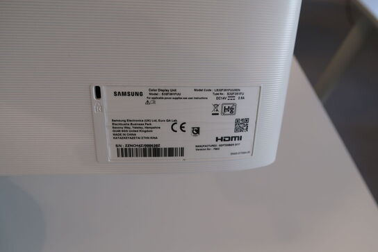 Computerskærm SAMSUNG LS32F351FUUXEN med tastatur og mus 