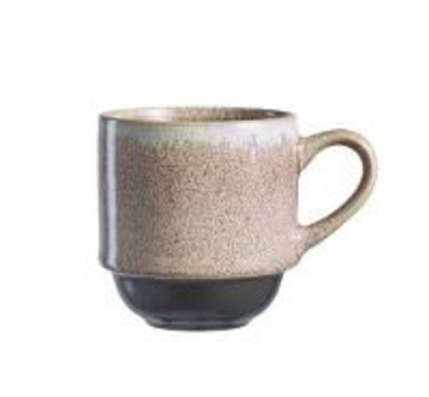 24 stk. Krus m/hank stabelbar brun 26 cl