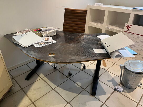 El. hæve/sænke skrivebord og kontorstol