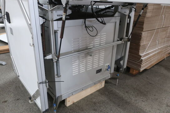 Teststation med solcellepaneler CUBE 155M