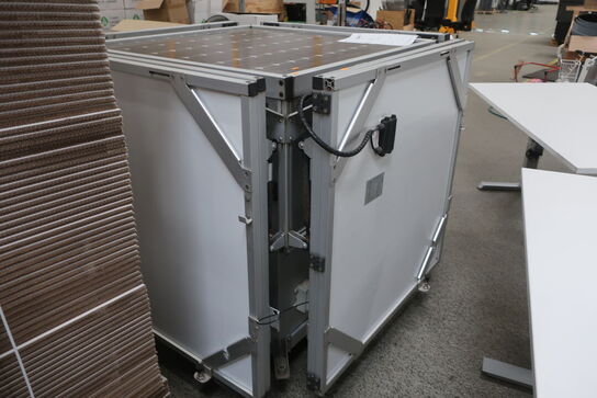 Teststation med solcellepaneler CUBE 155M