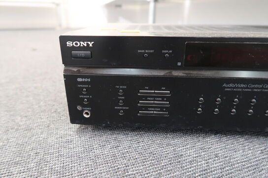 Forstærker SONY samt højtalere 4 stk. NEW AUDIO HI-FI SB 200 System